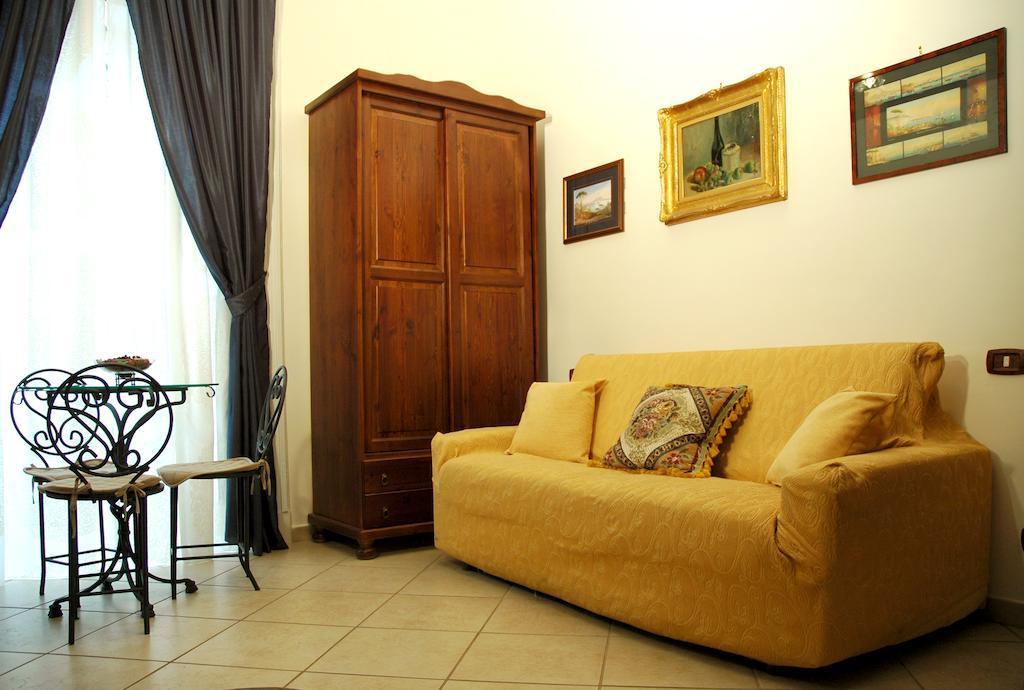 נאפולי B&B Art Suite Principe Umberto מראה חיצוני תמונה
