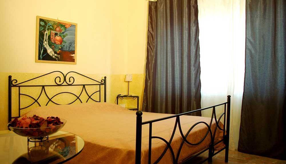 נאפולי B&B Art Suite Principe Umberto מראה חיצוני תמונה